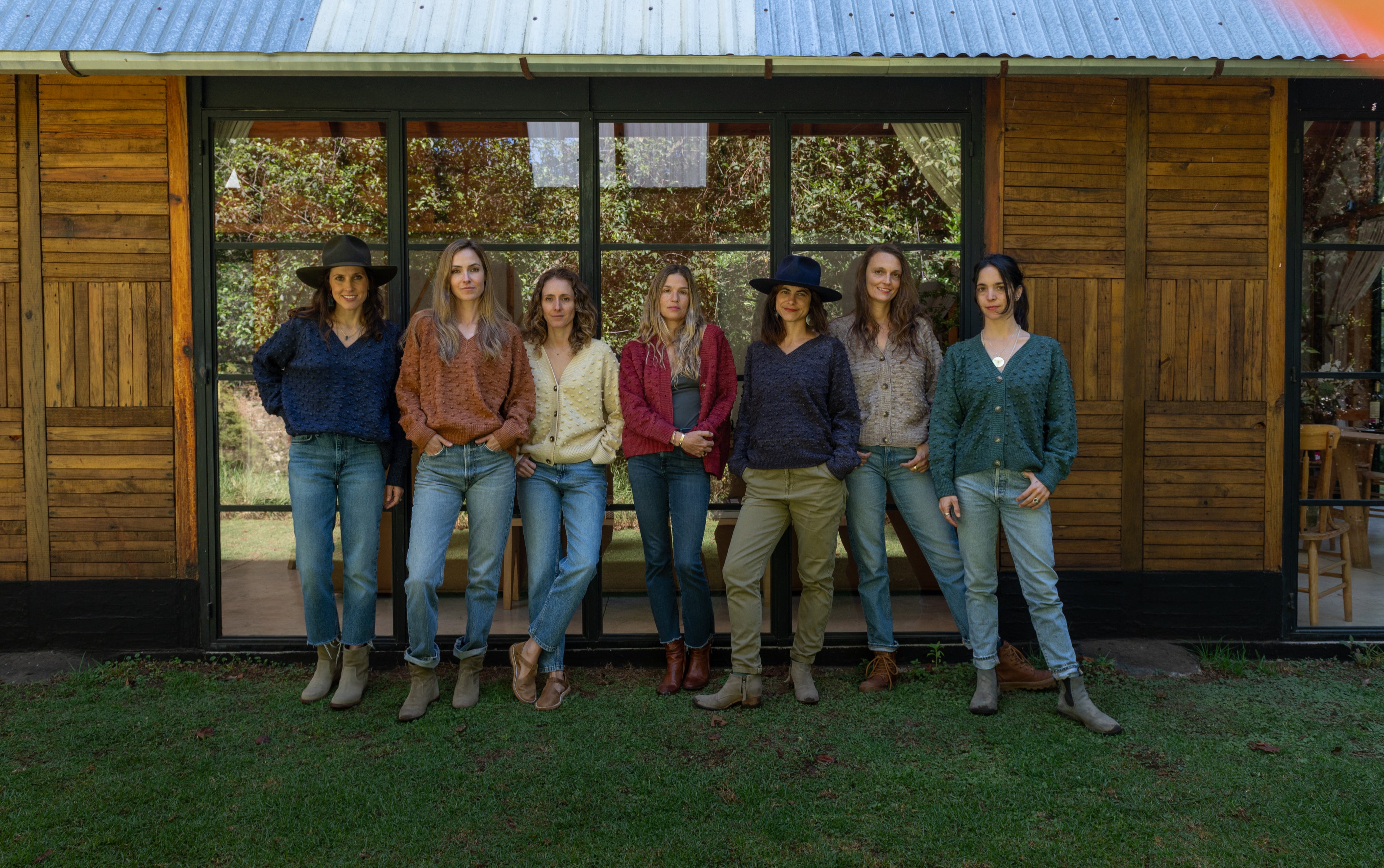 Gaia V Neck - Merino wool