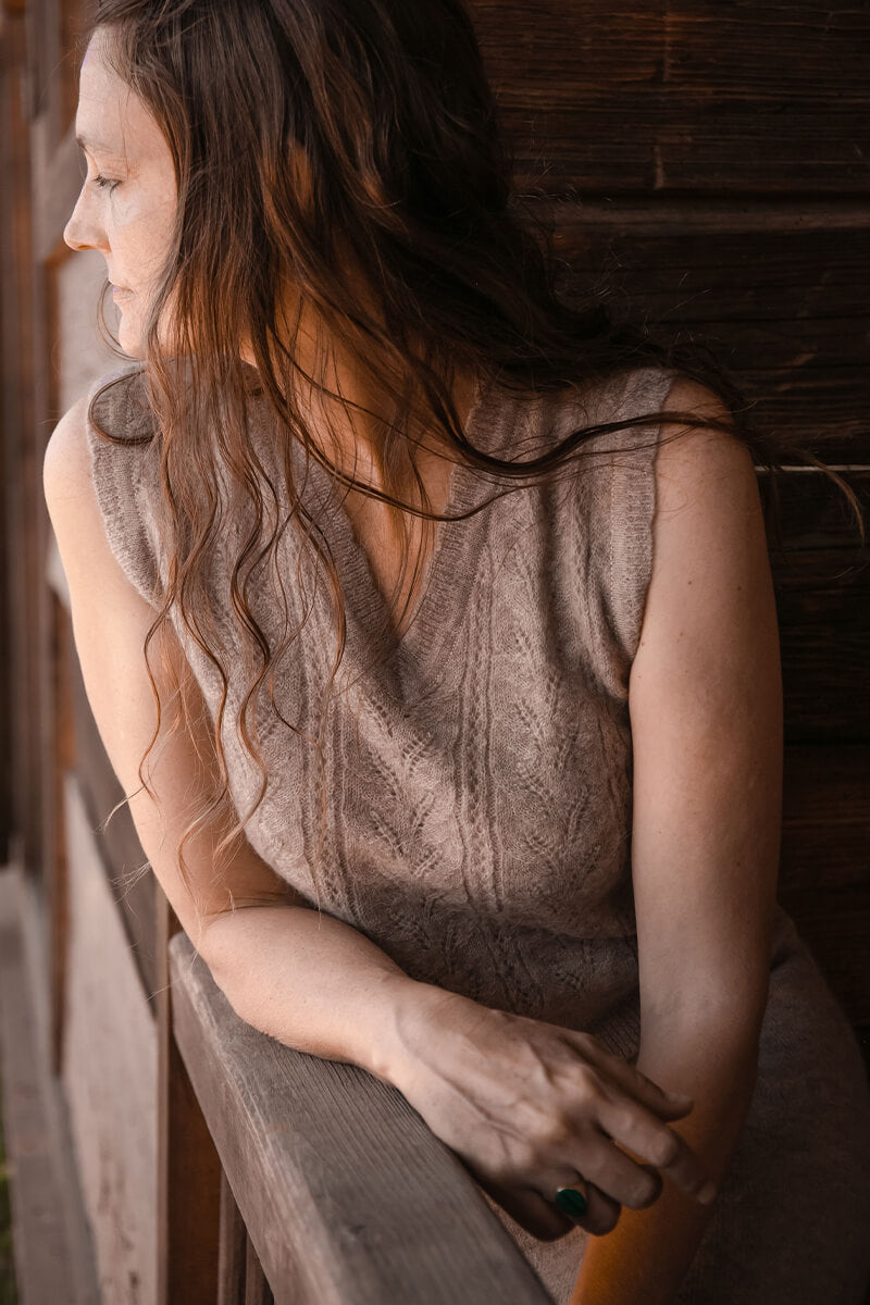 Hestia vest - Alpaca Blend – 19” long